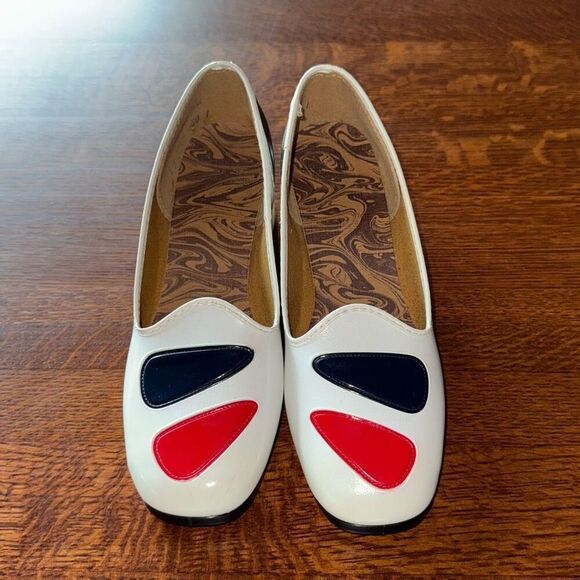 Vintage 60s MOD Beatnik Patent Square Toe Heels Size 7B - Picture 3 of 15